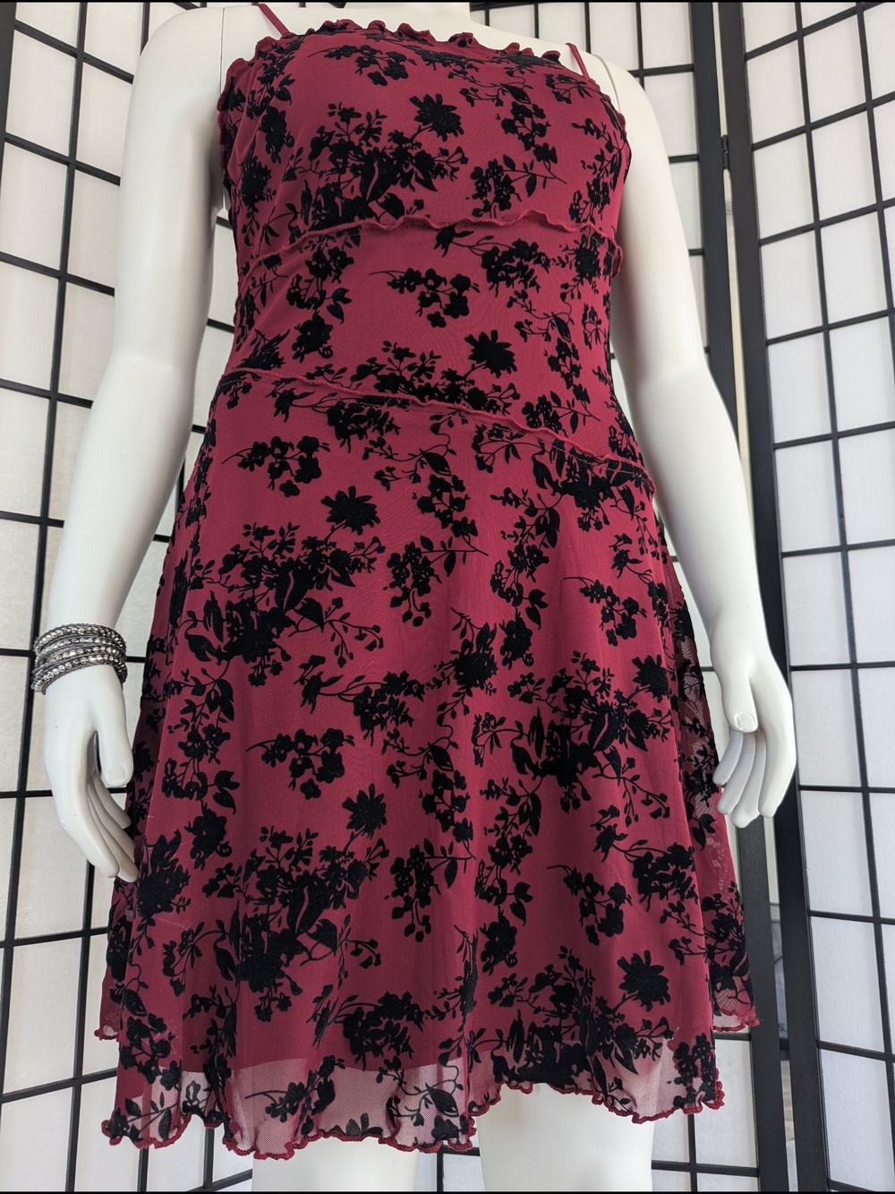 Cider Curve Spaghetti-Strap Dress in Burgundy with Velvet Black Flowers 0XL - Picture 6 of 6